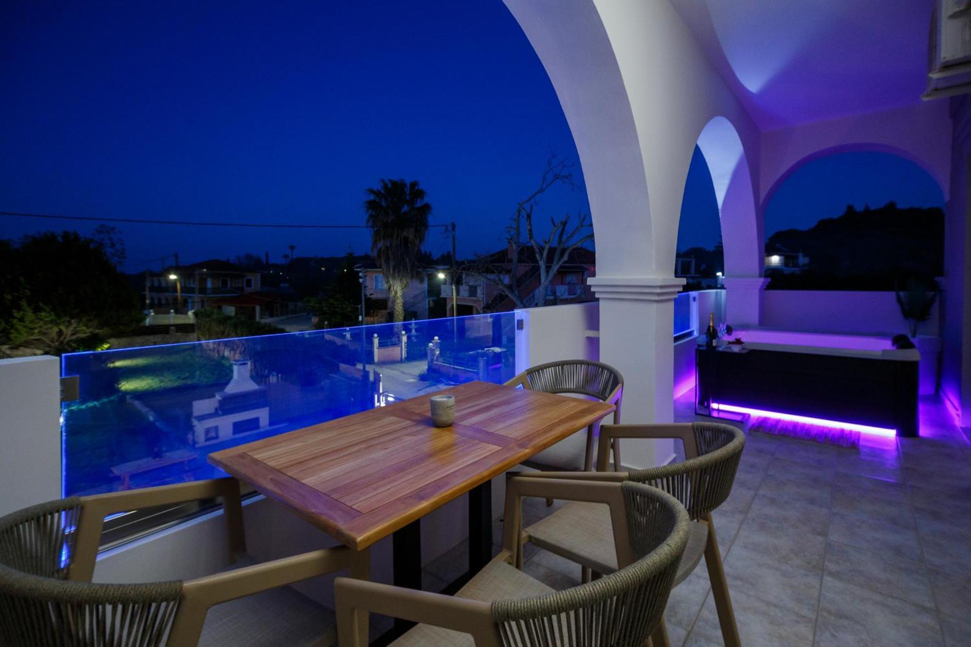 Mamfredas Appartement Kypseli